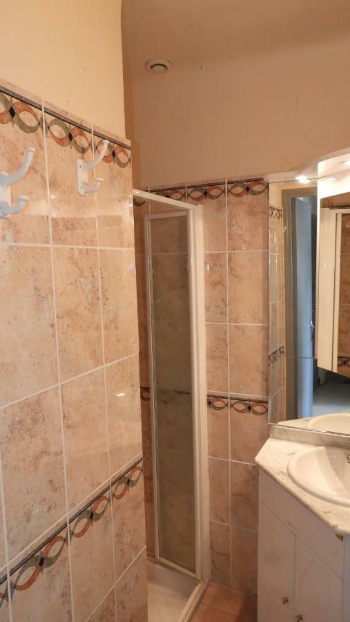 Appartement Saint Pierre 30m de la plage Extérieur photo