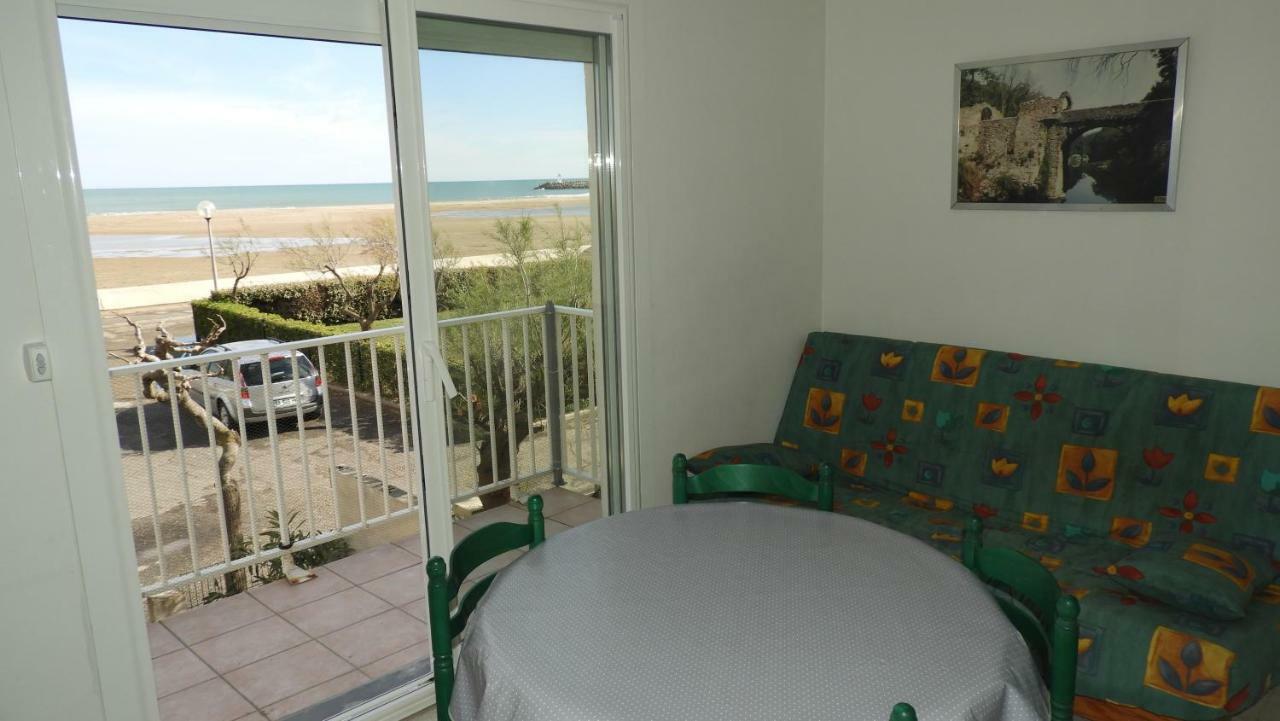 Appartement Saint Pierre 30m de la plage Extérieur photo